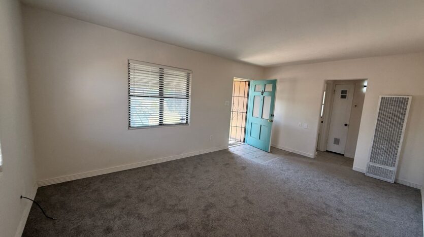 1835 Palomas Dr,NE - Albuquerque - New Mexico - 2 bed, 1 bath rental property