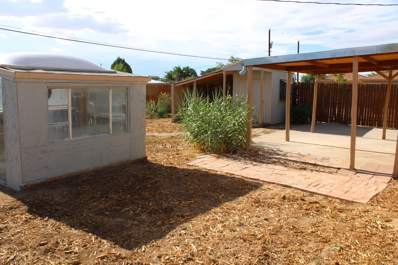 1835 Palomas Dr,NE - Albuquerque - New Mexico - 2 bed, 1 bath rental property