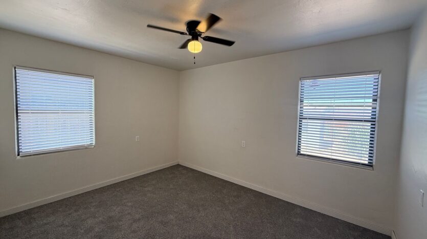 1835 Palomas Dr,NE - Albuquerque - New Mexico - 2 bed, 1 bath rental property
