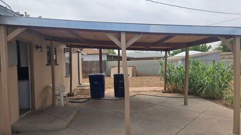 1835 Palomas Dr,NE - Albuquerque - New Mexico - 2 bed, 1 bath rental property