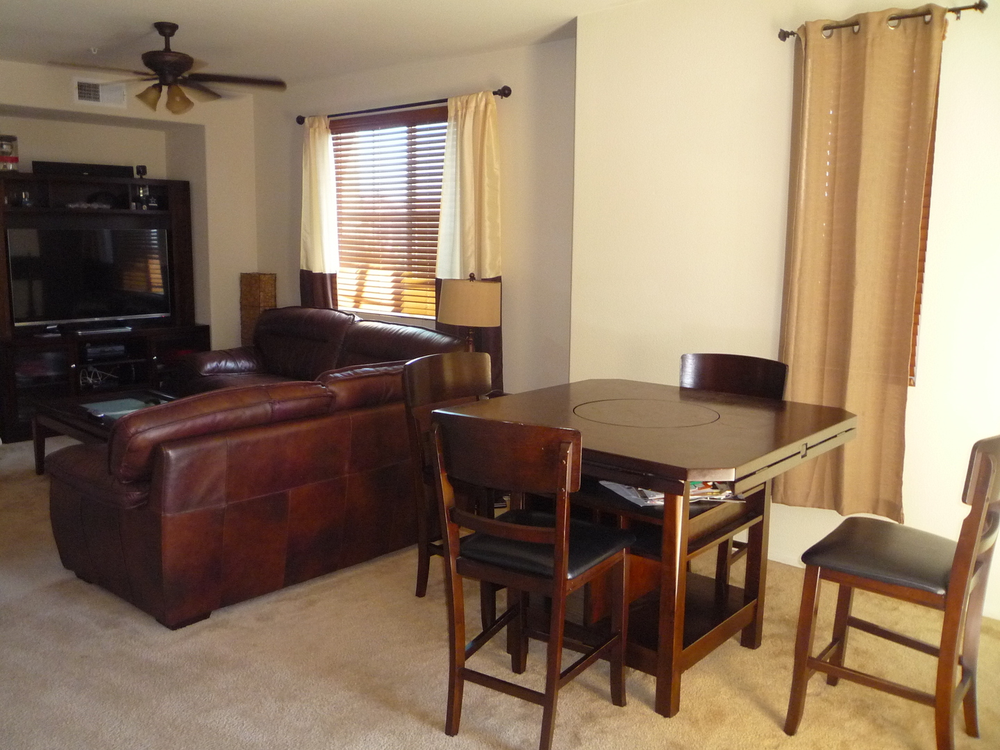 1892 Caminito Treviana - Chula Vista - California - 3 bed, 2.5 bath rental property