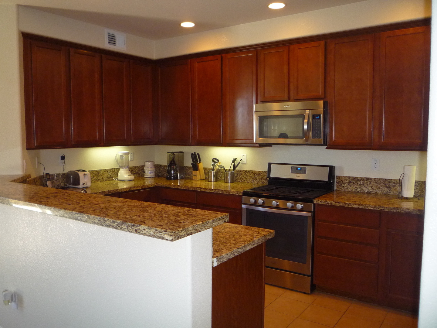 1892 Caminito Treviana - Chula Vista - California - 3 bed, 2.5 bath rental property