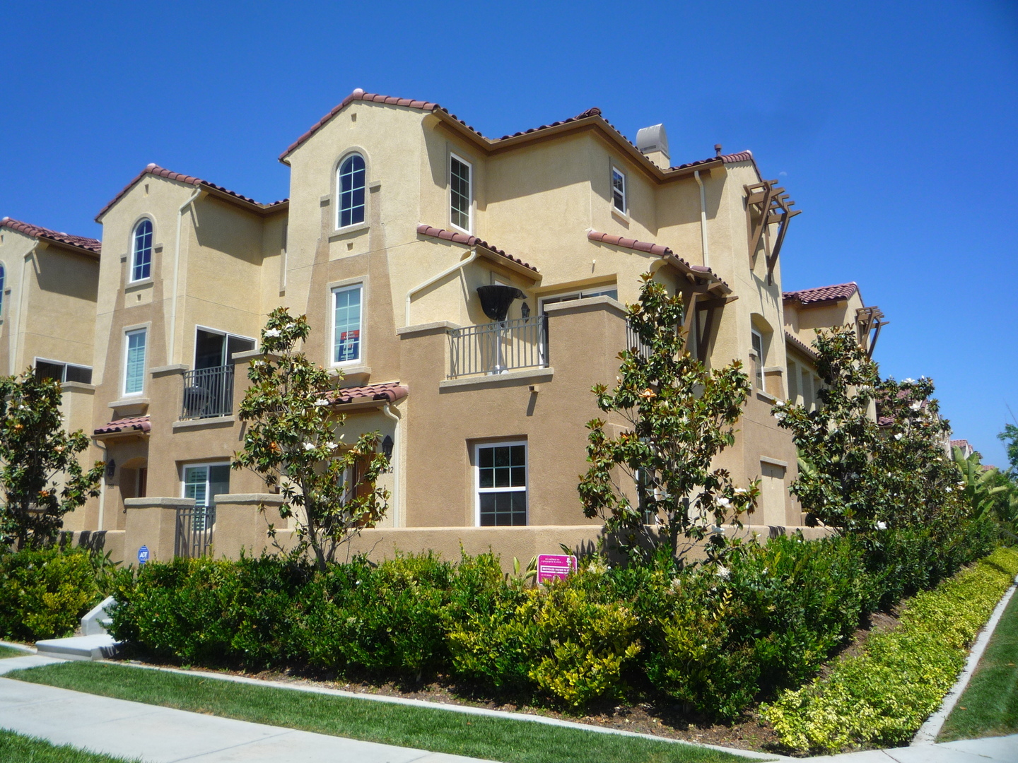 1892 Caminito Treviana - Chula Vista - California - 3 bed, 2.5 bath rental property