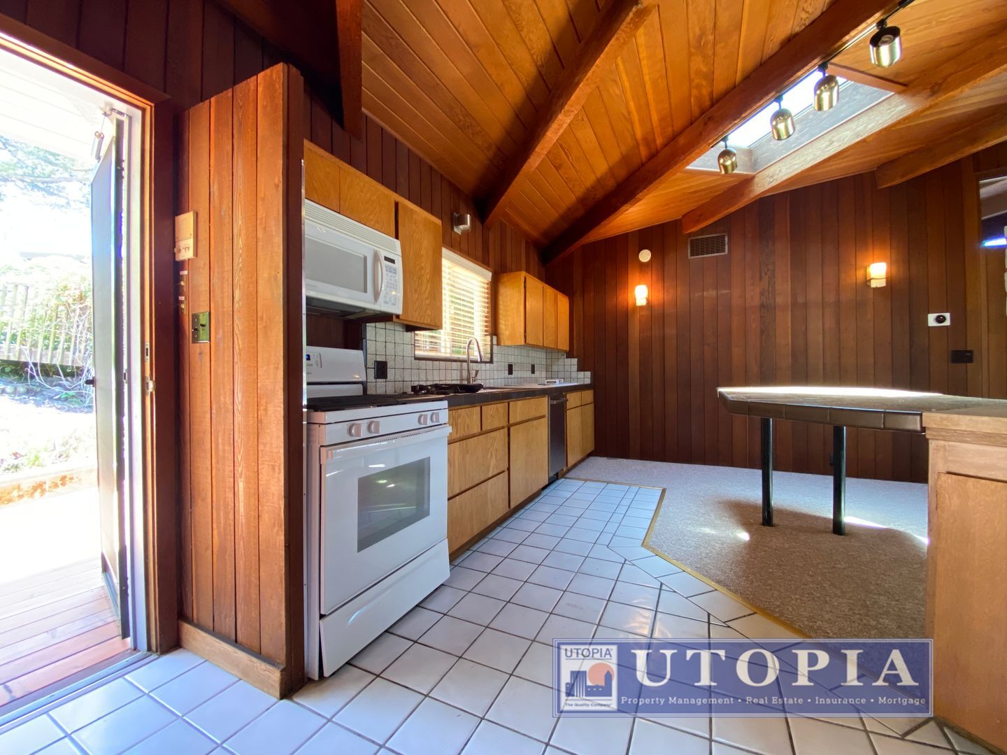 215 Blackpoint Lane - Santa Cruz - California - 2 bed, 2 bath rental property