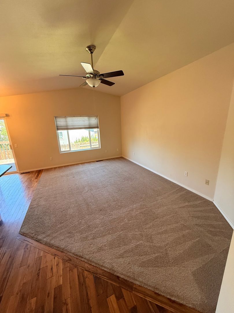 2218 NE Carrie Lane - Bend - Oregon - 3 bed, 2 bath rental property
