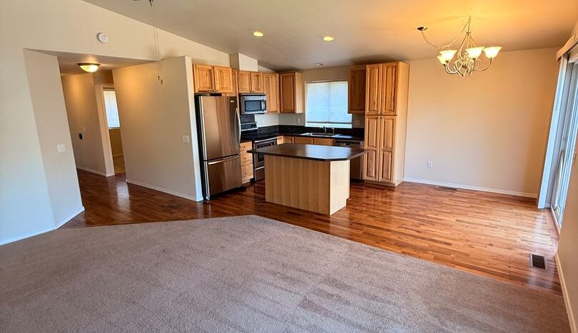 2218 NE Carrie Lane - Bend - Oregon - 3 bed, 2 bath rental property