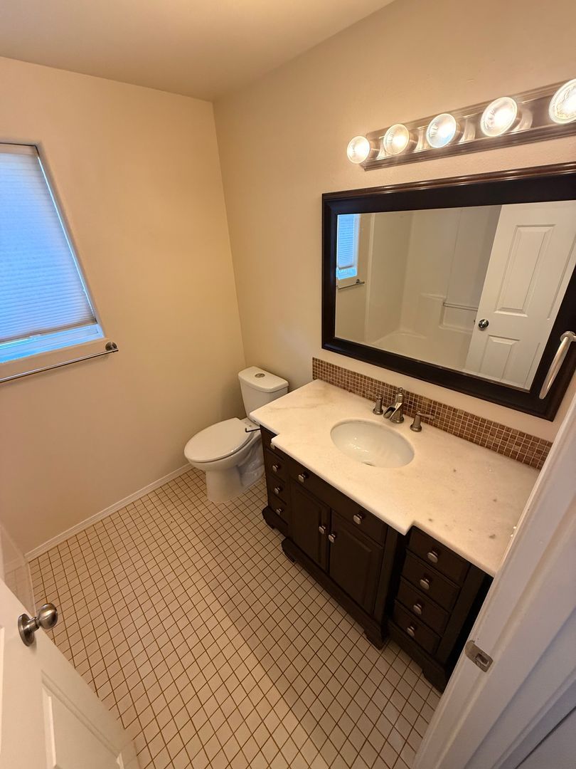 2218 NE Carrie Lane - Bend - Oregon - 3 bed, 2 bath rental property