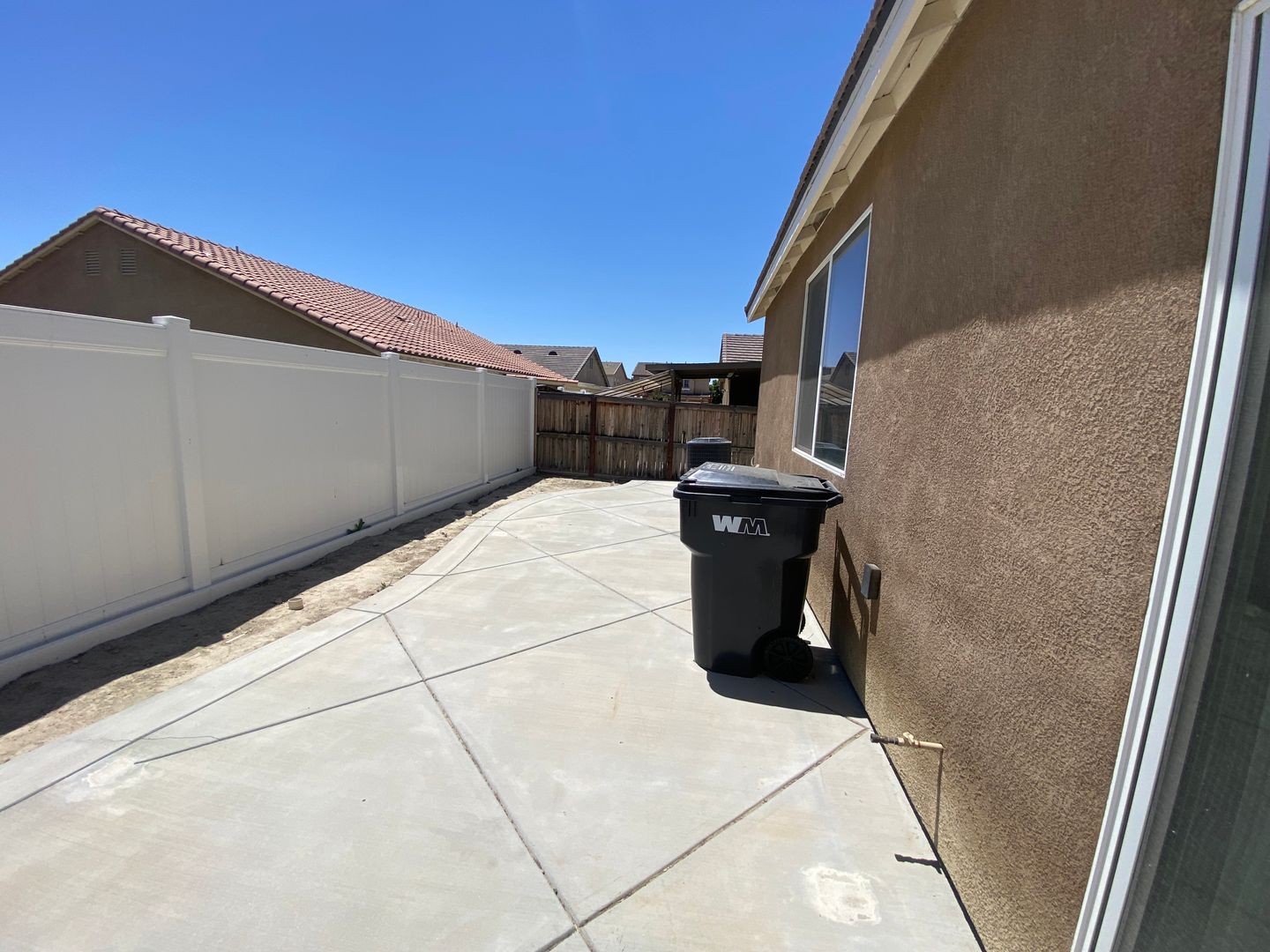 2274 Hay Market St - Rosamond - California - 4 bed, 3 bath rental property