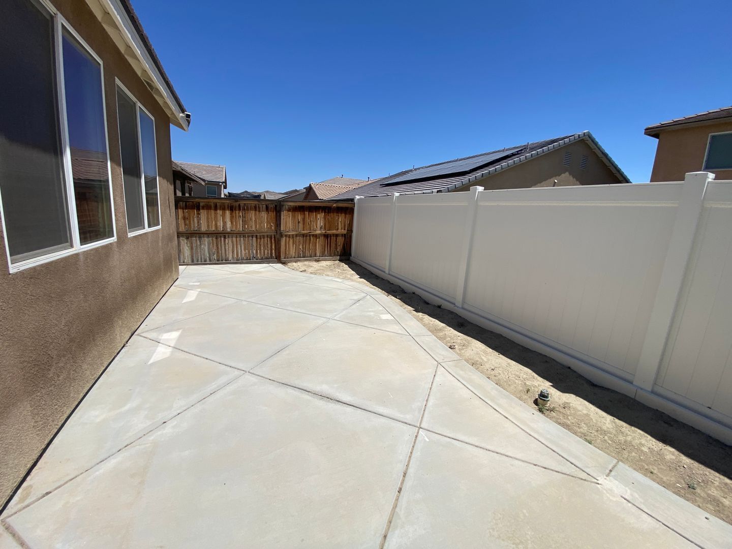 2274 Hay Market St - Rosamond - California - 4 bed, 3 bath rental property