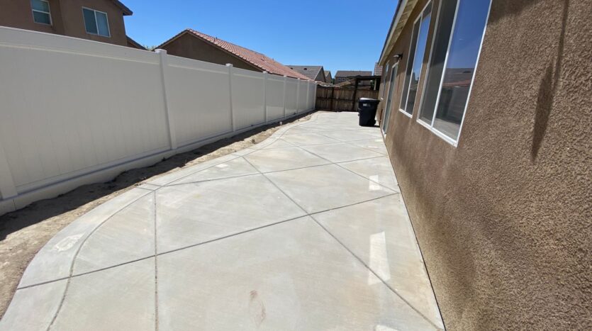 2274 Hay Market St - Rosamond - California - 4 bed, 3 bath rental property