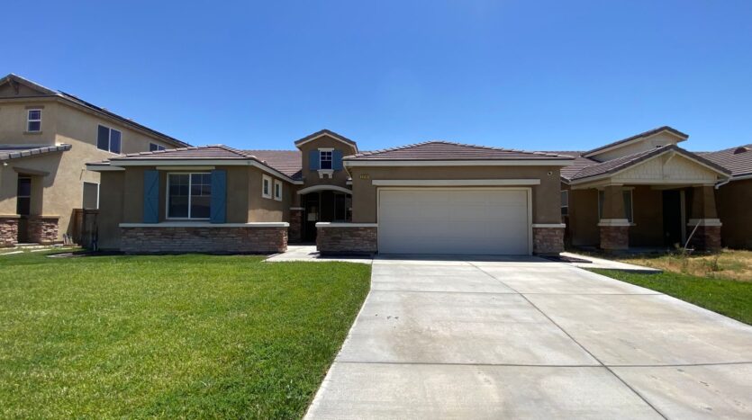 2274 Hay Market St - Rosamond - California - 4 bed, 3 bath rental property