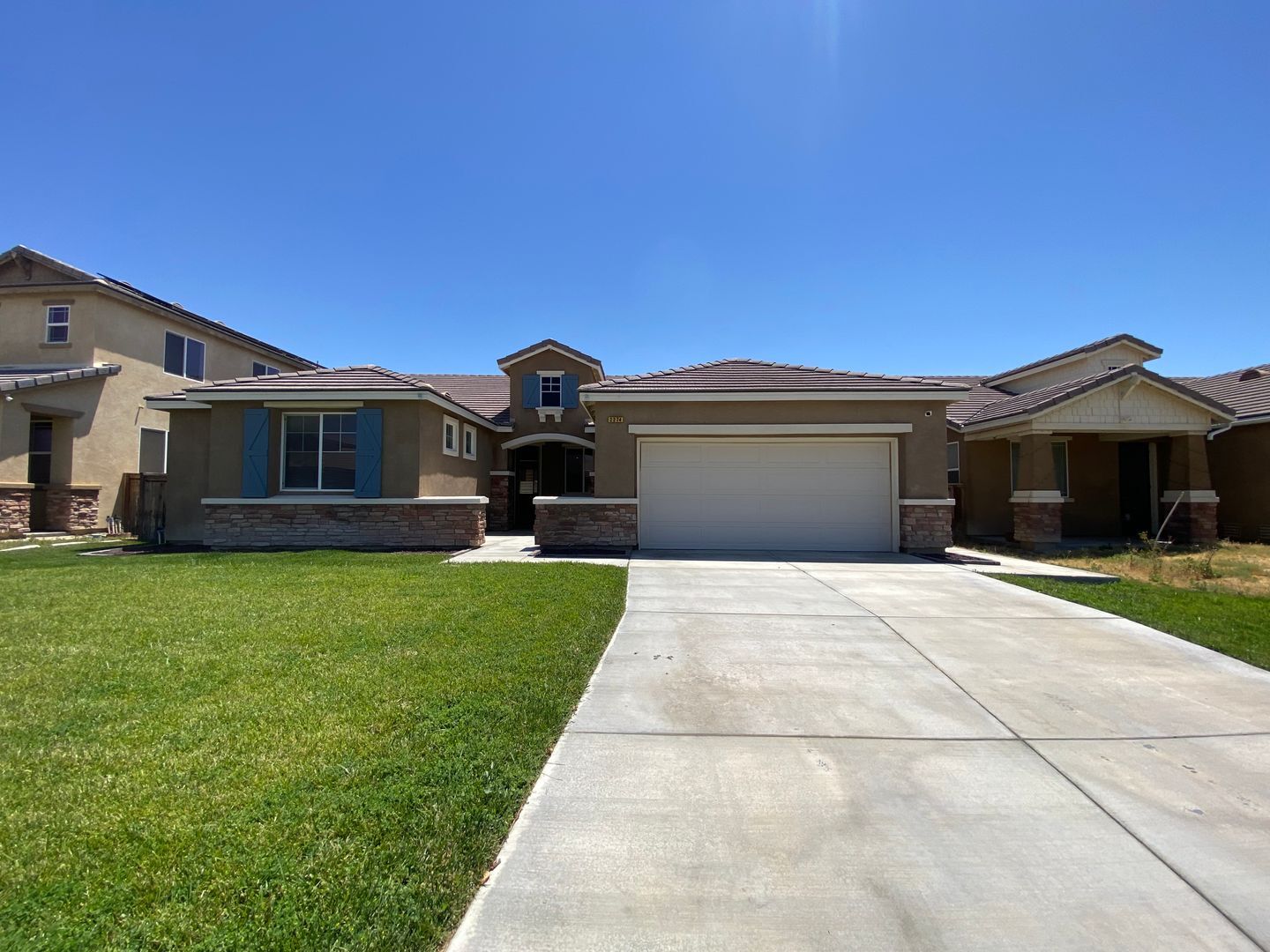 2274 Hay Market St - Rosamond - California - 4 bed, 3 bath rental property