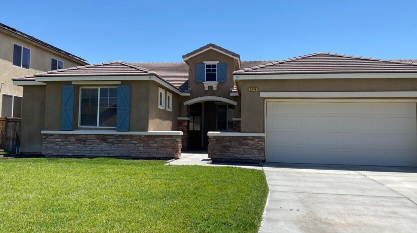2274 Hay Market St - Rosamond - California - 4 bed, 3 bath rental property