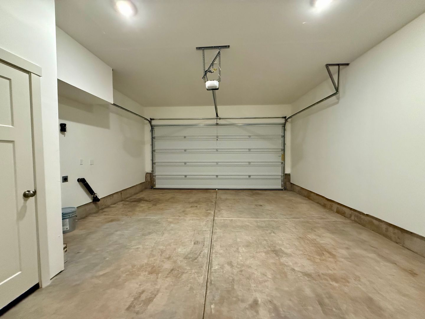 23786 SW Black Tortoise Ter. - Tualatin - Oregon - 3 bed, 2.5 bath rental property