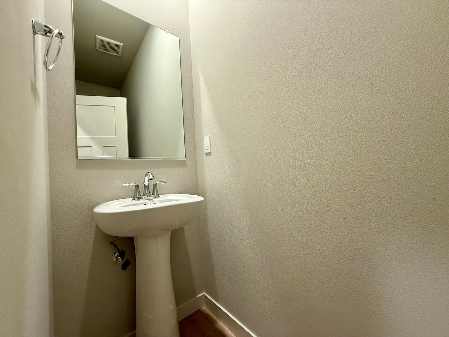23786 SW Black Tortoise Ter. - Tualatin - Oregon - 3 bed, 2.5 bath rental property