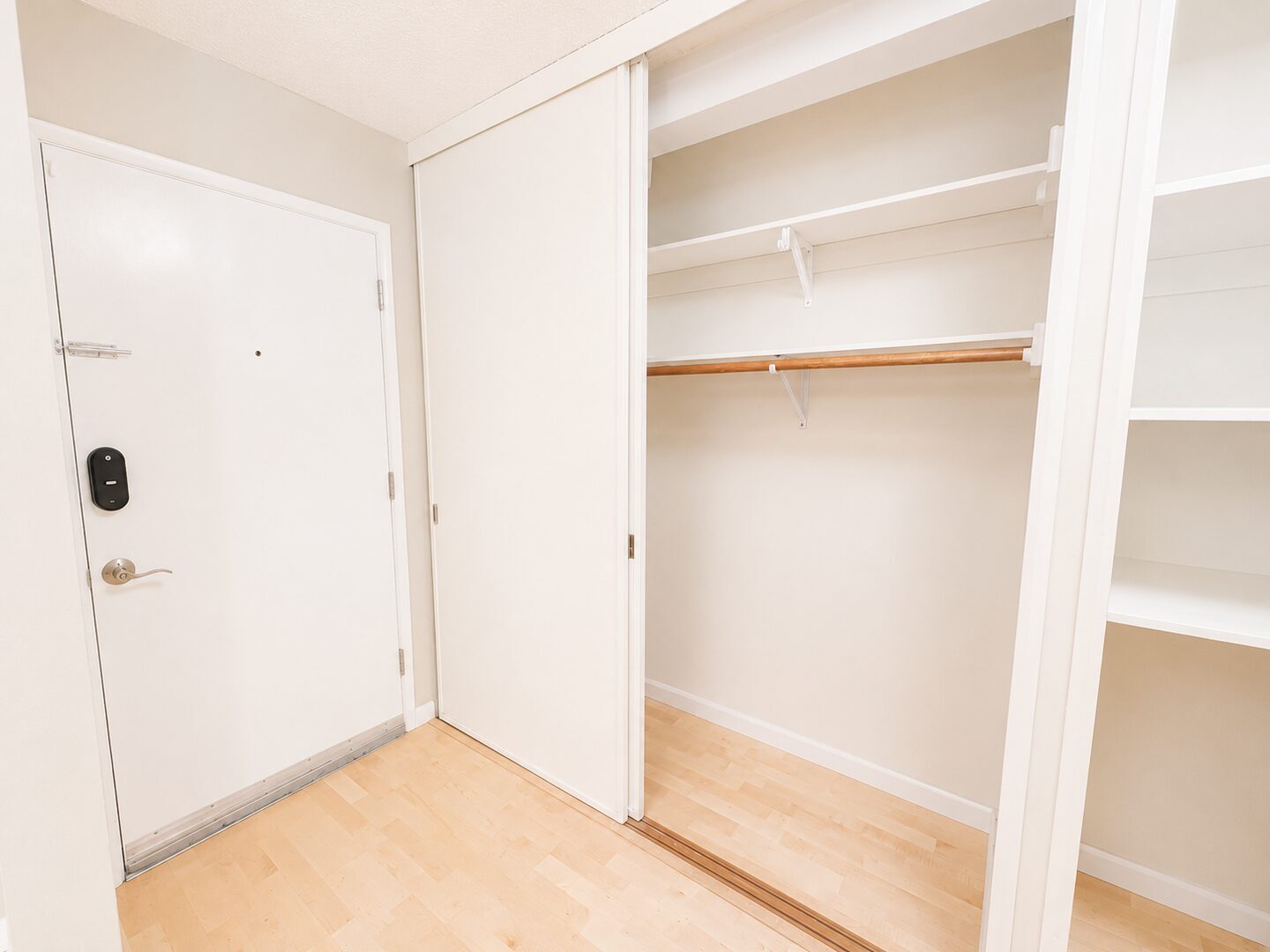 2393 SW Park Place Unit 106 - Portland - Oregon - 2 bed, 2 bath rental property