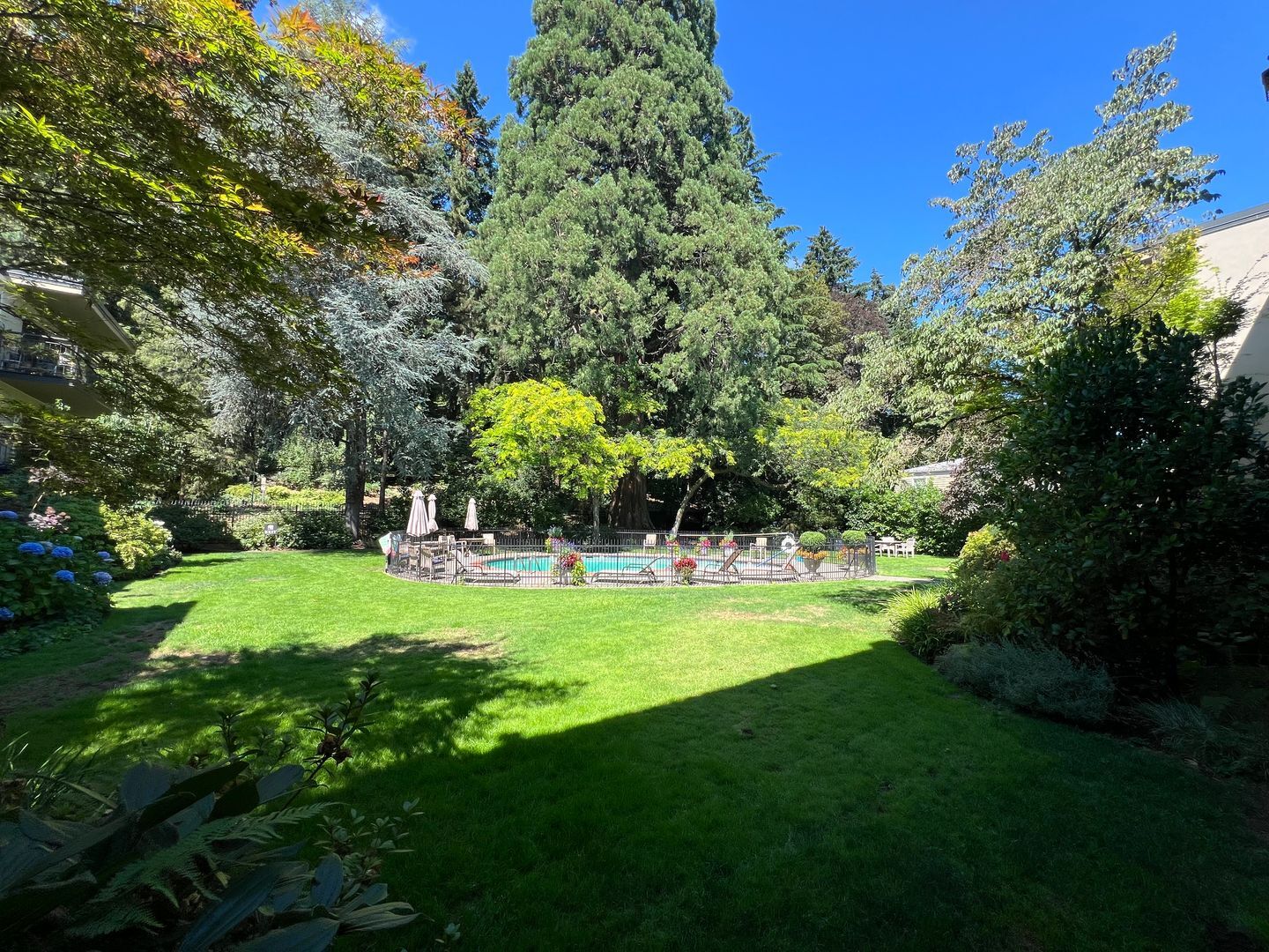 2393 SW Park Place Unit 106 - Portland - Oregon - 2 bed, 2 bath rental property
