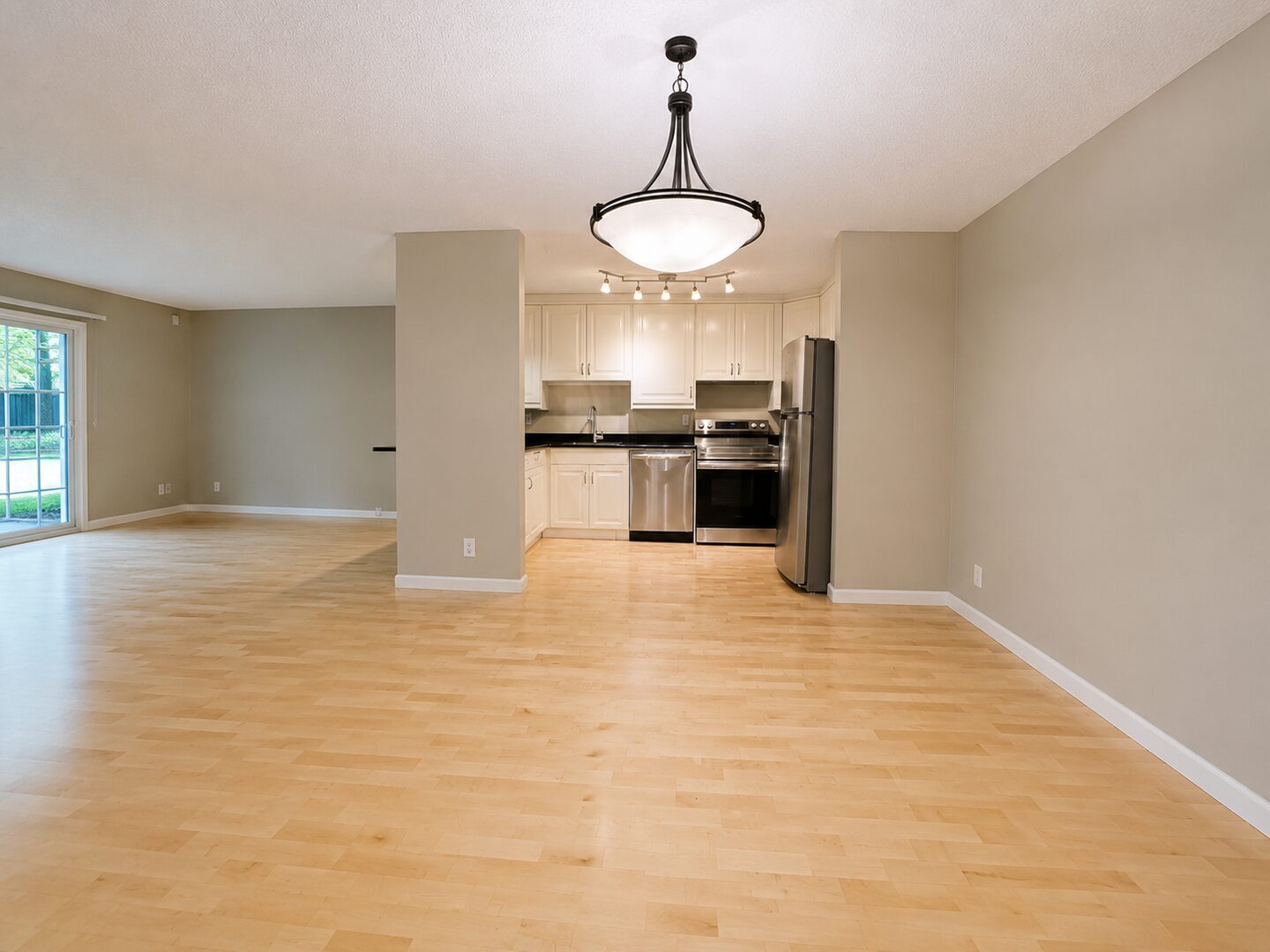 2393 SW Park Place Unit 106 - Portland - Oregon - 2 bed, 2 bath rental property