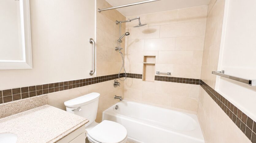 2393 SW Park Place Unit 106 - Portland - Oregon - 2 bed, 2 bath rental property
