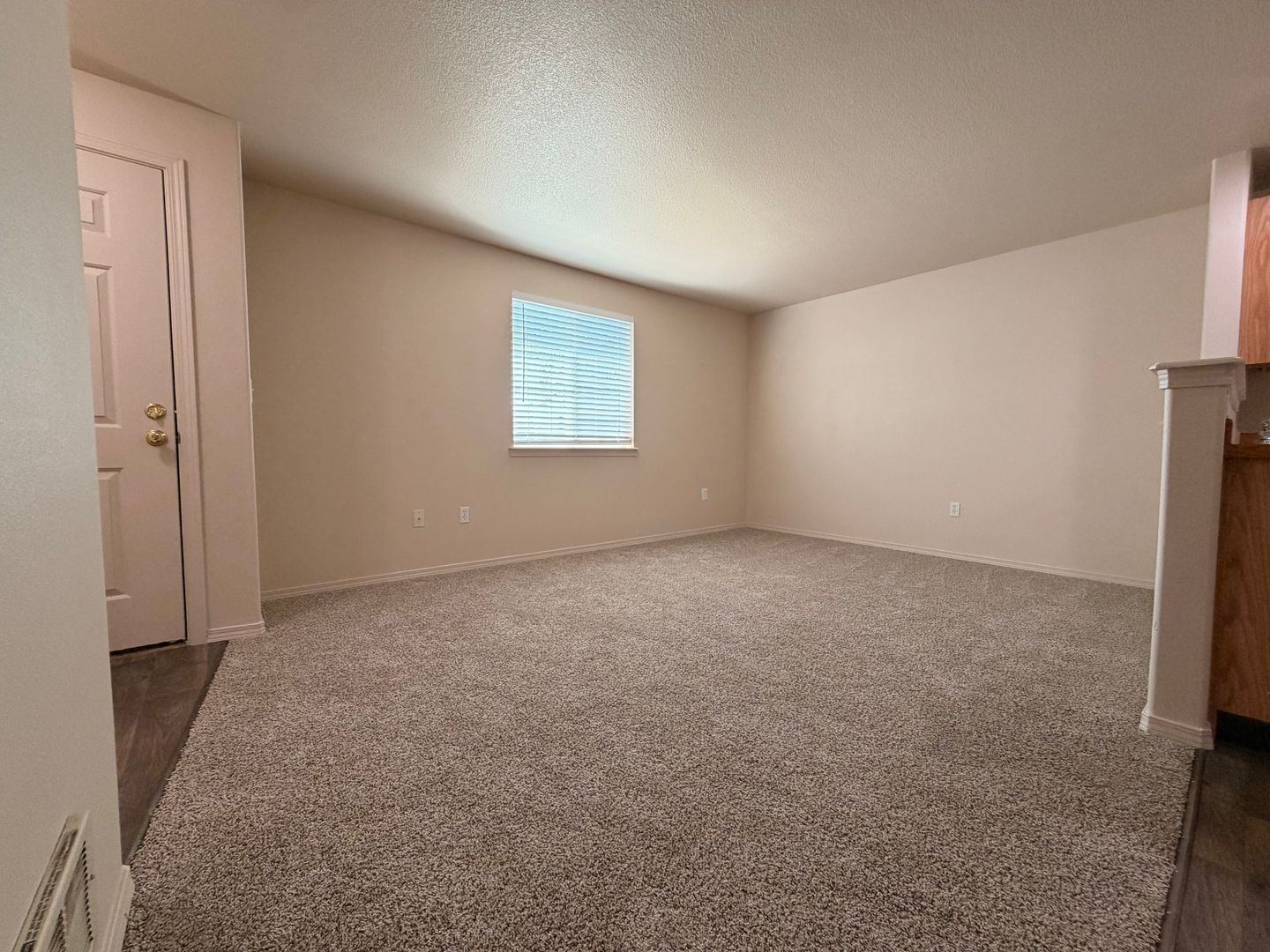 2561 NW Cedar Ave - 1 - Redmond - Oregon - 2 bed, 2.5 bath rental property