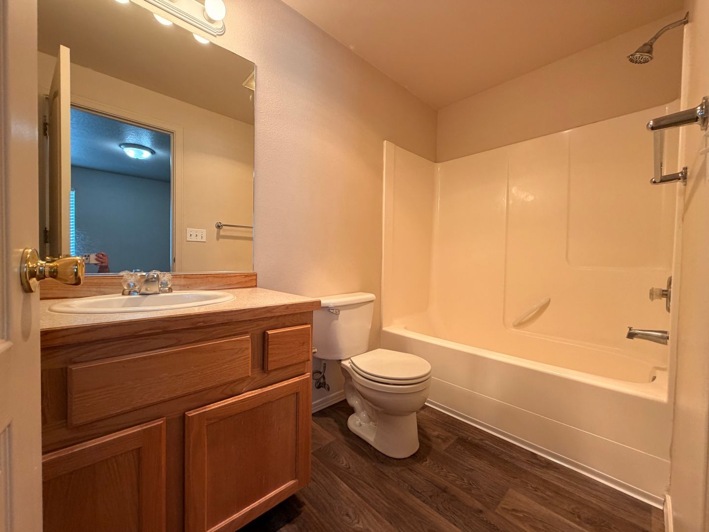 2561 NW Cedar Ave - 1 - Redmond - Oregon - 2 bed, 2.5 bath rental property