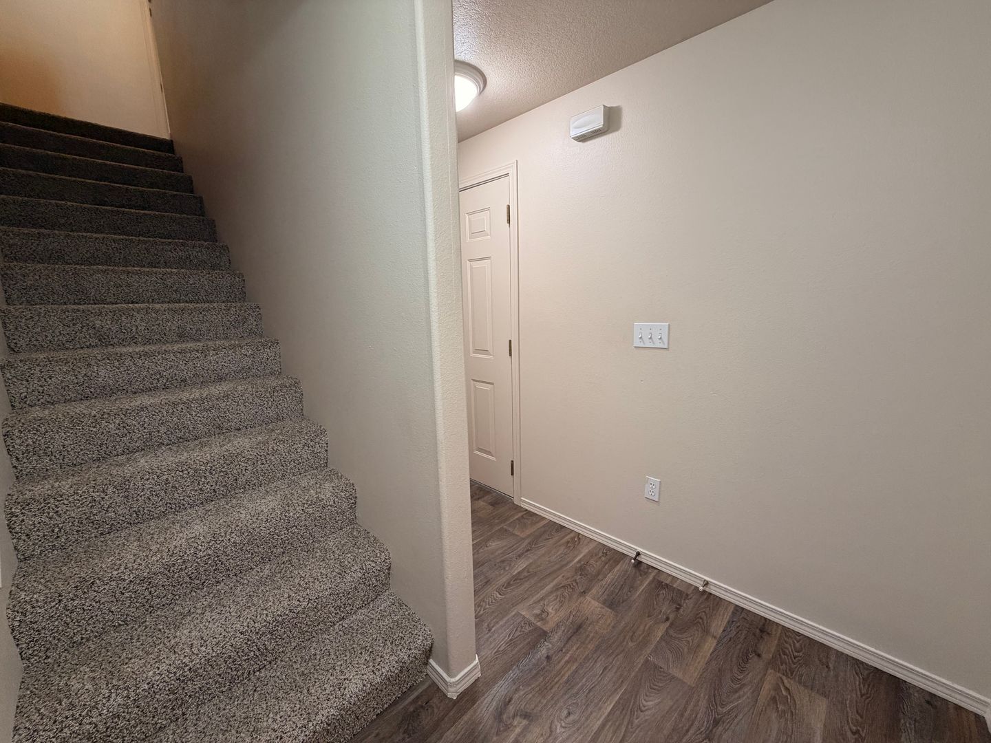 2561 NW Cedar Ave - 1 - Redmond - Oregon - 2 bed, 2.5 bath rental property