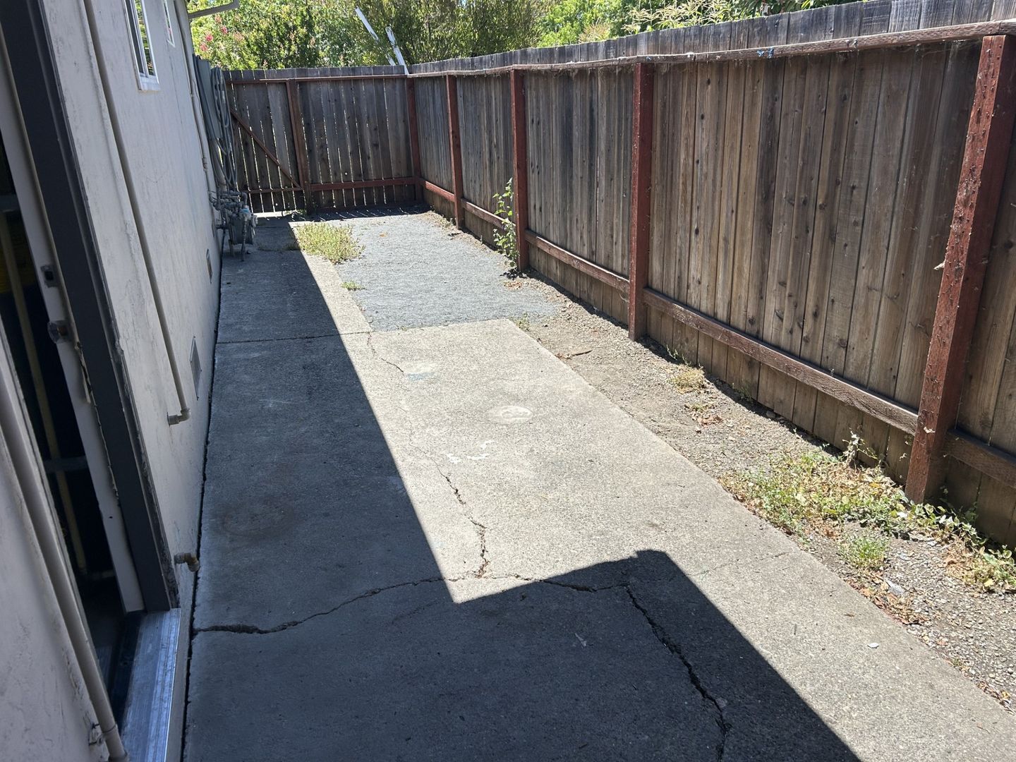 2577-2579 West Steele Lane - Santa Rosa - California - 2 bed, 1 bath rental property