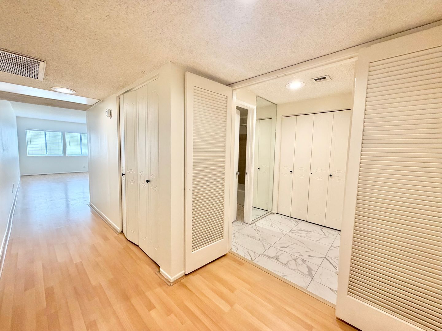 277 E Alejo Rd Unit 125 - Palm Springs - California - 1 bath rental property
