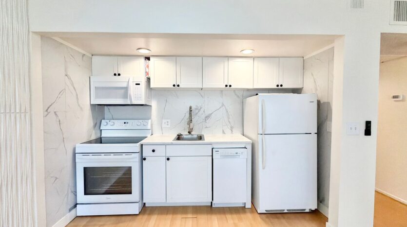 277 E Alejo Rd Unit 125 - Palm Springs - California - 1 bath rental property