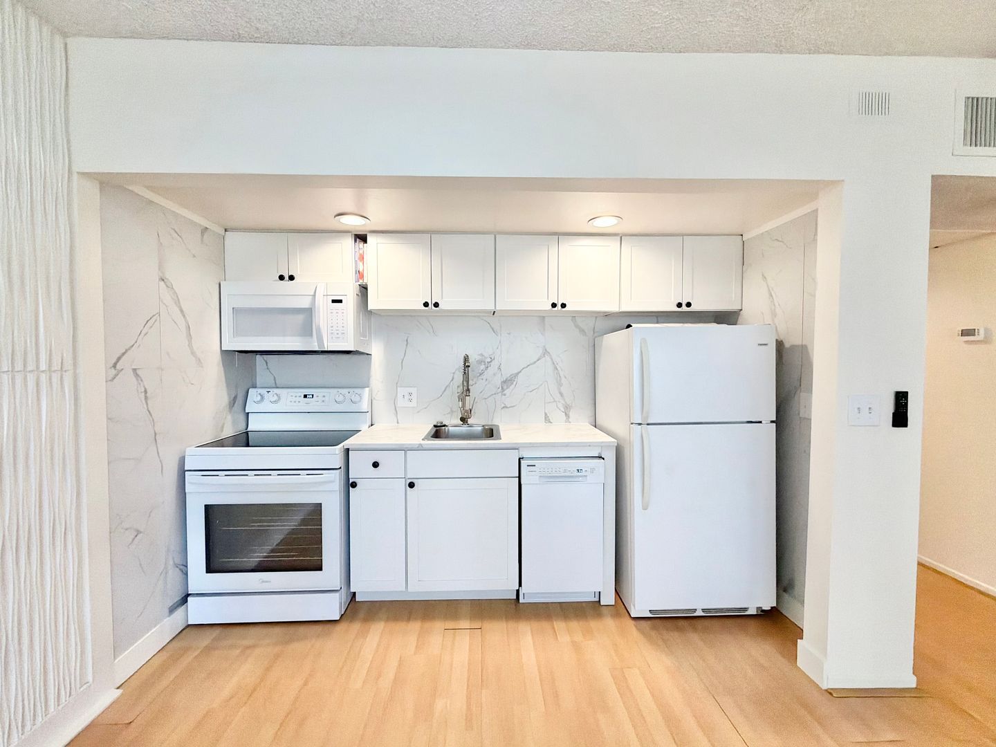 277 E Alejo Rd Unit 125 - Palm Springs - California - 1 bath rental property
