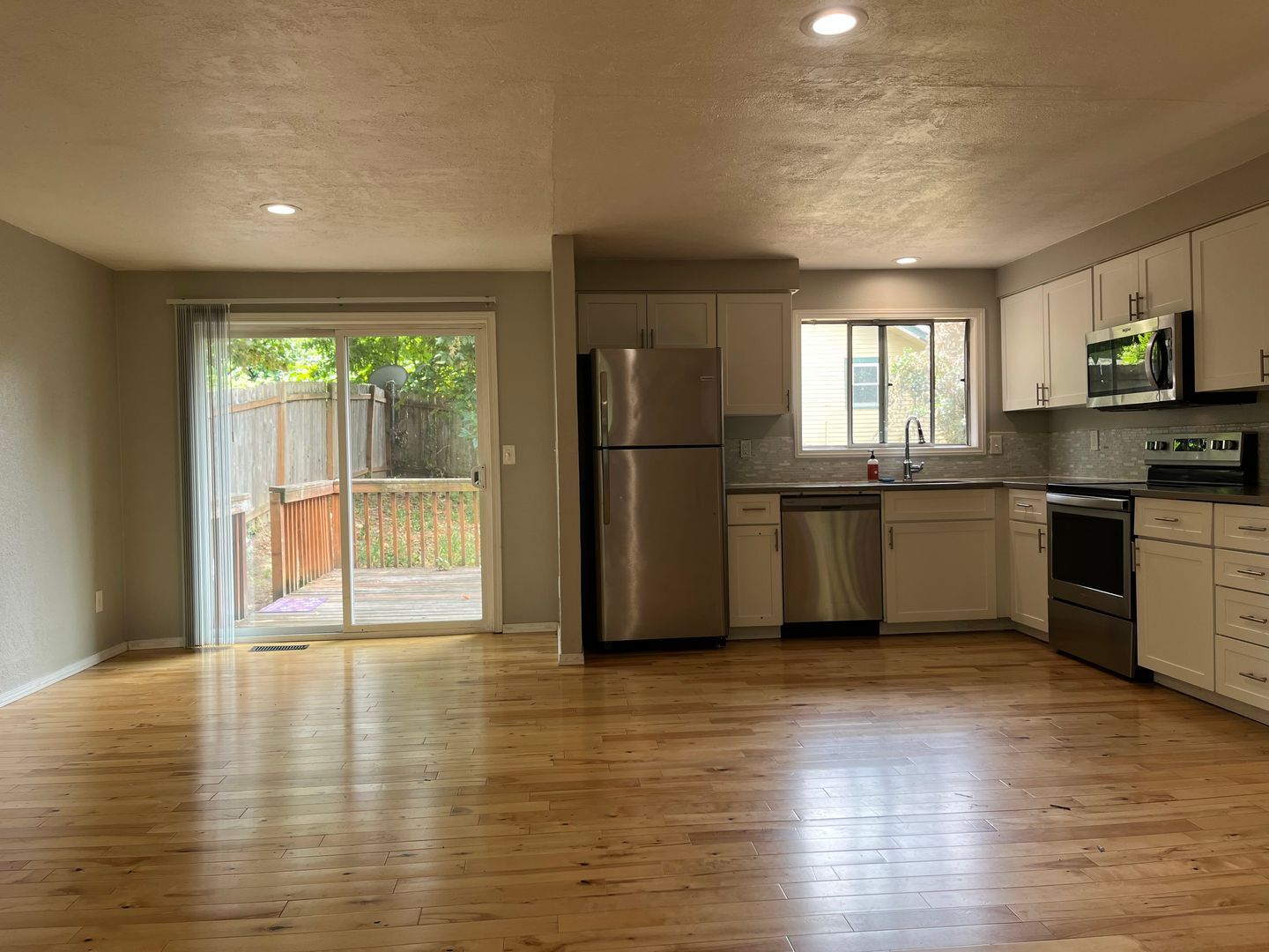 2772 SE Van Water St - Milwaukie - Oregon - 3 bed, 2 bath rental property