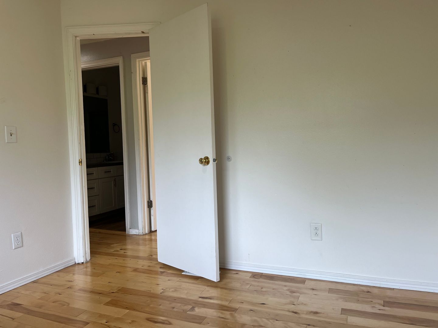 2772 SE Van Water St - Milwaukie - Oregon - 3 bed, 2 bath rental property