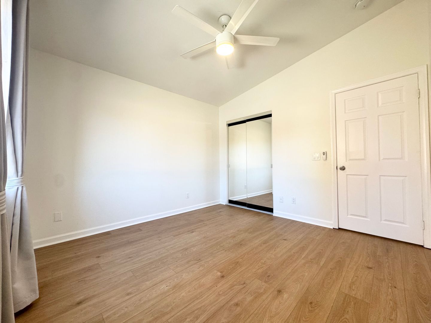 28670 Landau Blvd - Unit A - Cathedral City - California - 3 bed, 2 bath rental property