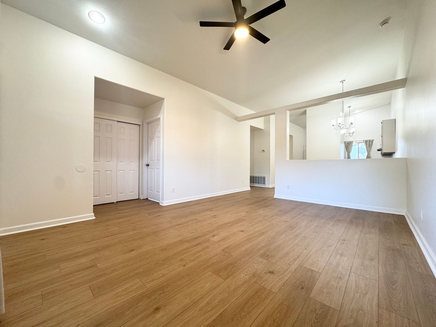 28670 Landau Blvd - Unit A - Cathedral City - California - 3 bed, 2 bath rental property