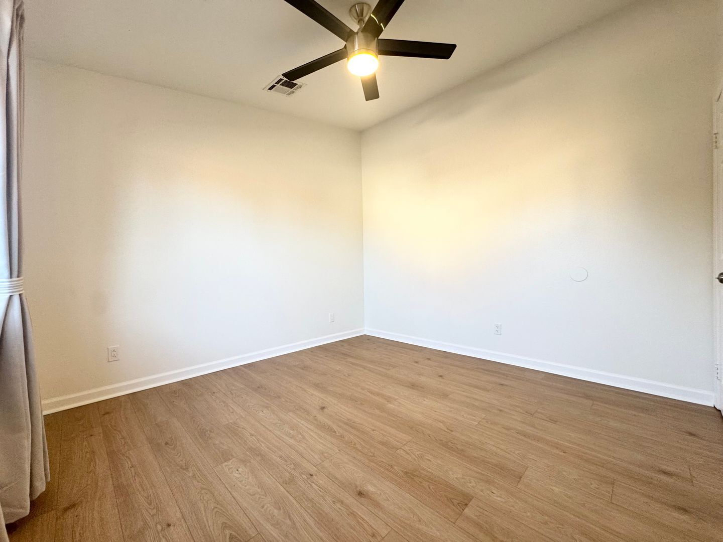 28670 Landau Blvd - Unit A - Cathedral City - California - 3 bed, 2 bath rental property