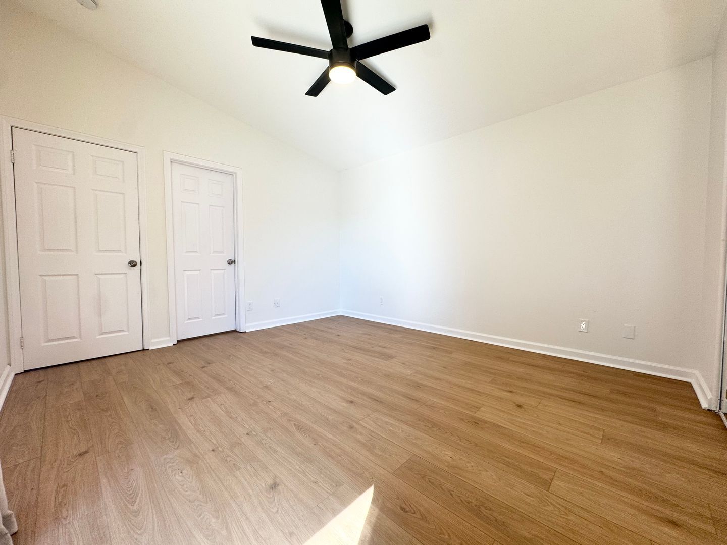 28670 Landau Blvd - Unit A - Cathedral City - California - 3 bed, 2 bath rental property