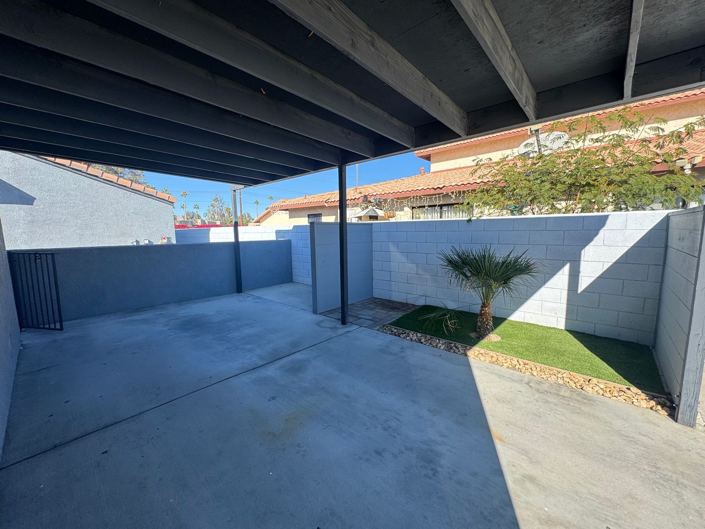 28670 Landau Blvd - Unit A - Cathedral City - California - 3 bed, 2 bath rental property
