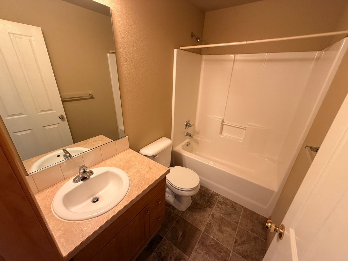 2976 SW Indian Circle - Redmond - Oregon - 3 bed, 2.5 bath rental property