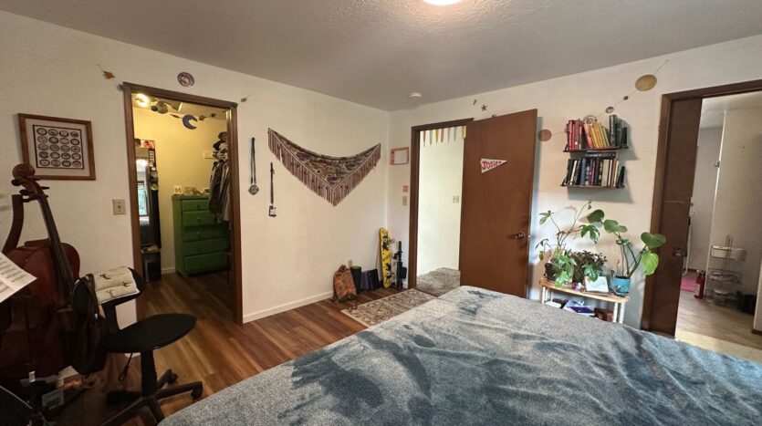 3025 Wilson Ave Aly - Bellingham - Washington - 4 bed, 2 bath rental property