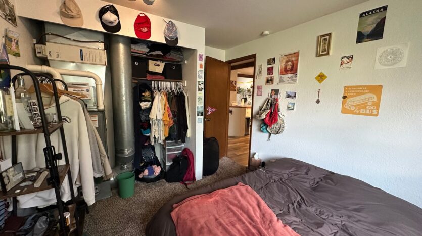 3025 Wilson Ave Aly - Bellingham - Washington - 4 bed, 2 bath rental property