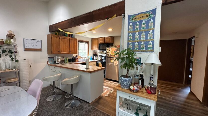 3025 Wilson Ave Aly - Bellingham - Washington - 4 bed, 2 bath rental property