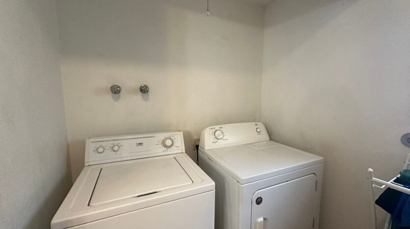 3025 Wilson Ave Aly - Bellingham - Washington - 4 bed, 2 bath rental property