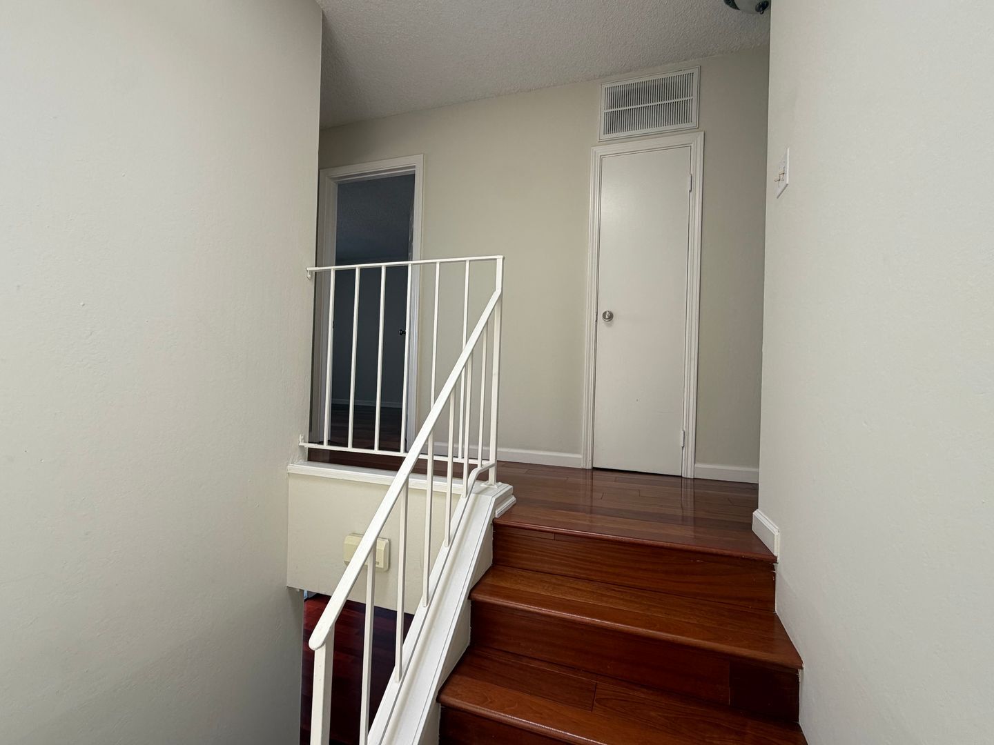 3423 Catalina Ave - Alameda - California - 4 bed, 2.5 bath rental property