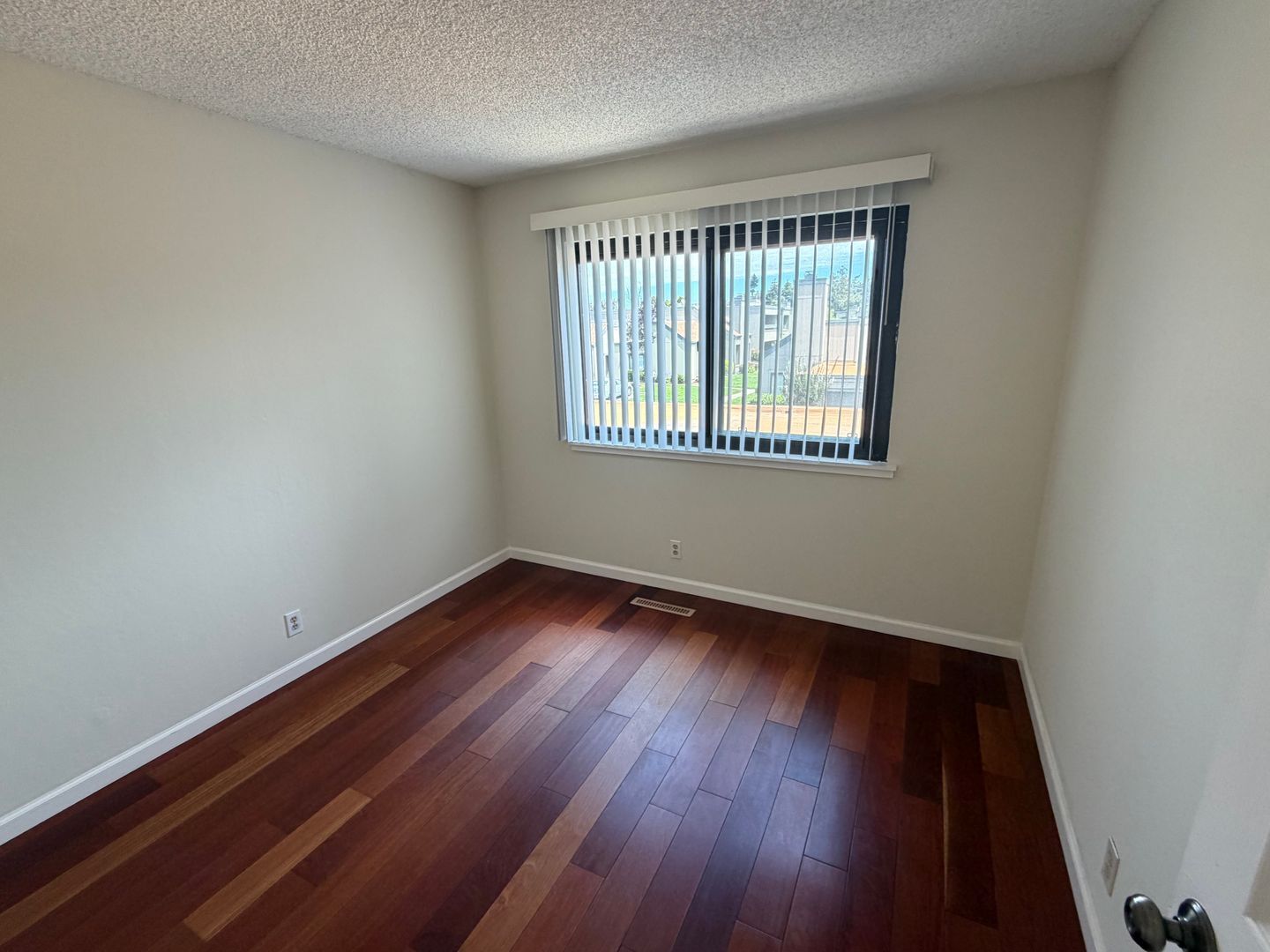 3423 Catalina Ave - Alameda - California - 4 bed, 2.5 bath rental property