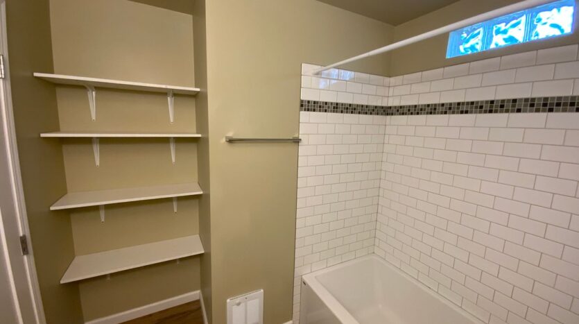 3827 Wetmore Ave - Everett - Washington - 2 bed, 1 bath rental property