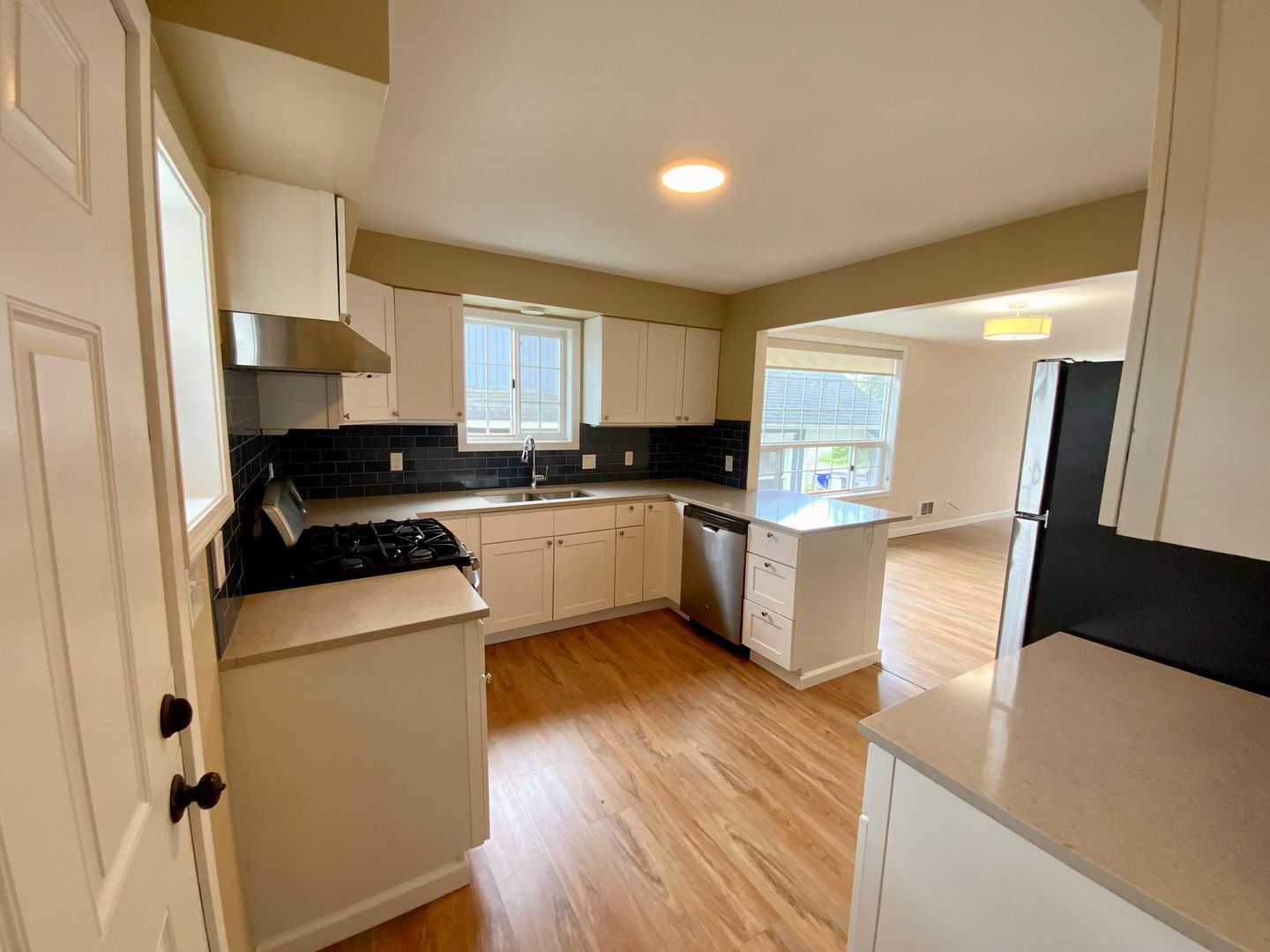 3827 Wetmore Ave - Everett - Washington - 2 bed, 1 bath rental property