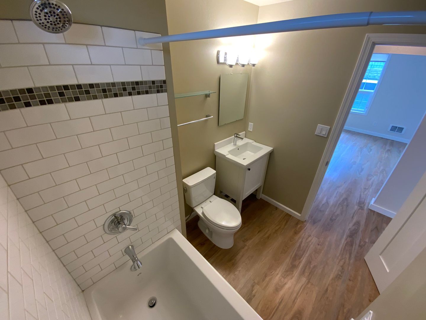 3827 Wetmore Ave - Everett - Washington - 2 bed, 1 bath rental property