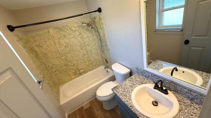 3890 NW 25th Street - Redmond - Oregon - 3 bed, 2 bath rental property