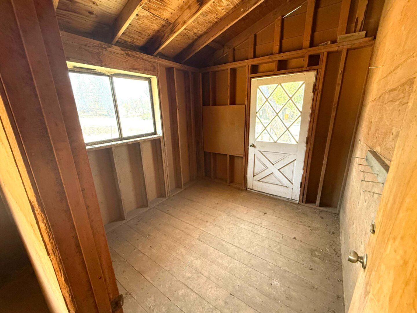 3890 NW 25th Street - Redmond - Oregon - 3 bed, 2 bath rental property