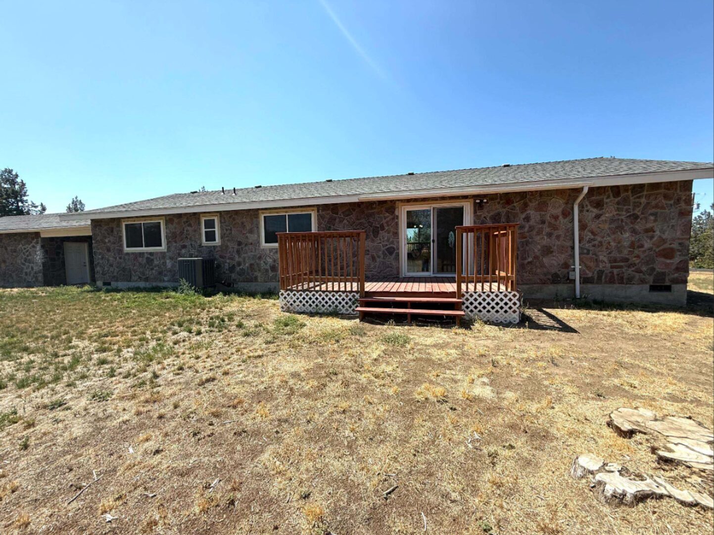 3890 NW 25th Street - Redmond - Oregon - 3 bed, 2 bath rental property